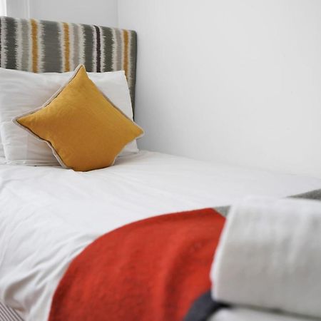 Bedford Place Hostels Лондон Экстерьер фото